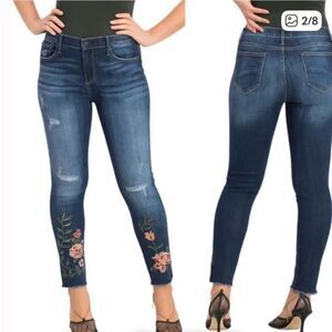 Driftwood Jackie Rosalee Floral Embroidered Distressed Jean Womens 30